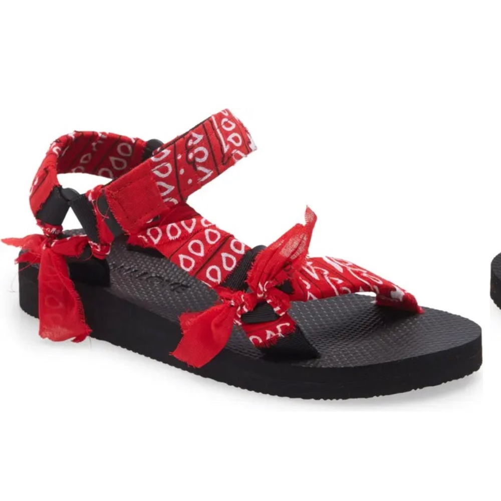 ARIZONA LOVE Trekky Sandals